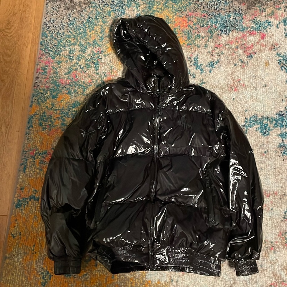 IBIS teen puffer (can be worn by women)